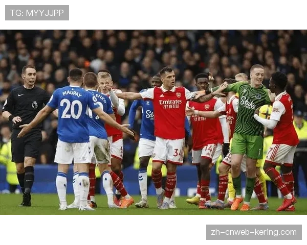 埃弗顿1-0小胜诺丁汉森林，塔科夫斯基制胜头球兼有全场最高解围